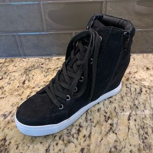 Steve Madden Black Suede High Top Sneaker